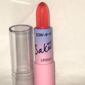 Mood changing lipstick gel